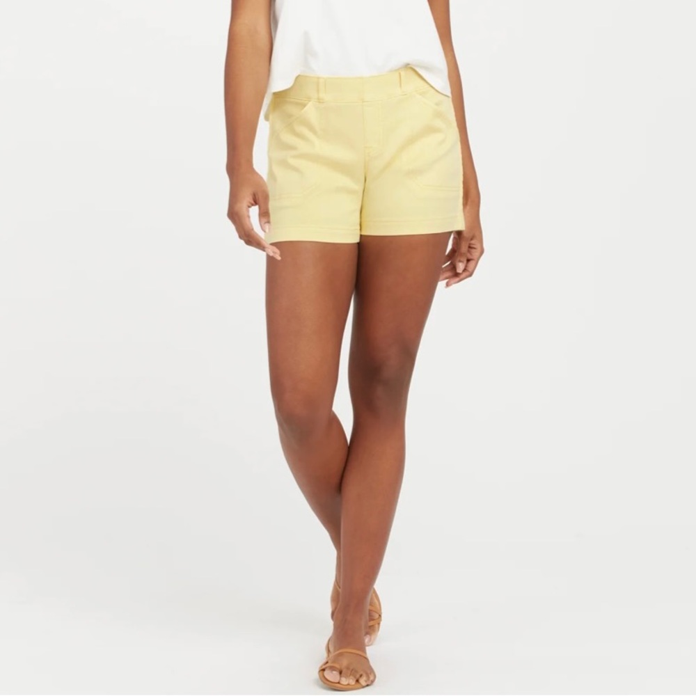 SPANX Stretch Twill Shorts, 4"